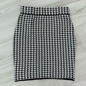 Houndstooth Skirt